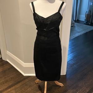 Elegant Marciano  pencil skirt